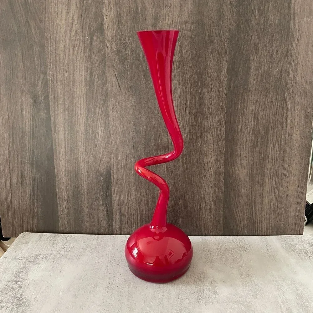 Normann Copenhagen Denmark Vintage Red Cased Glass Corkscrew Swing Vase 16